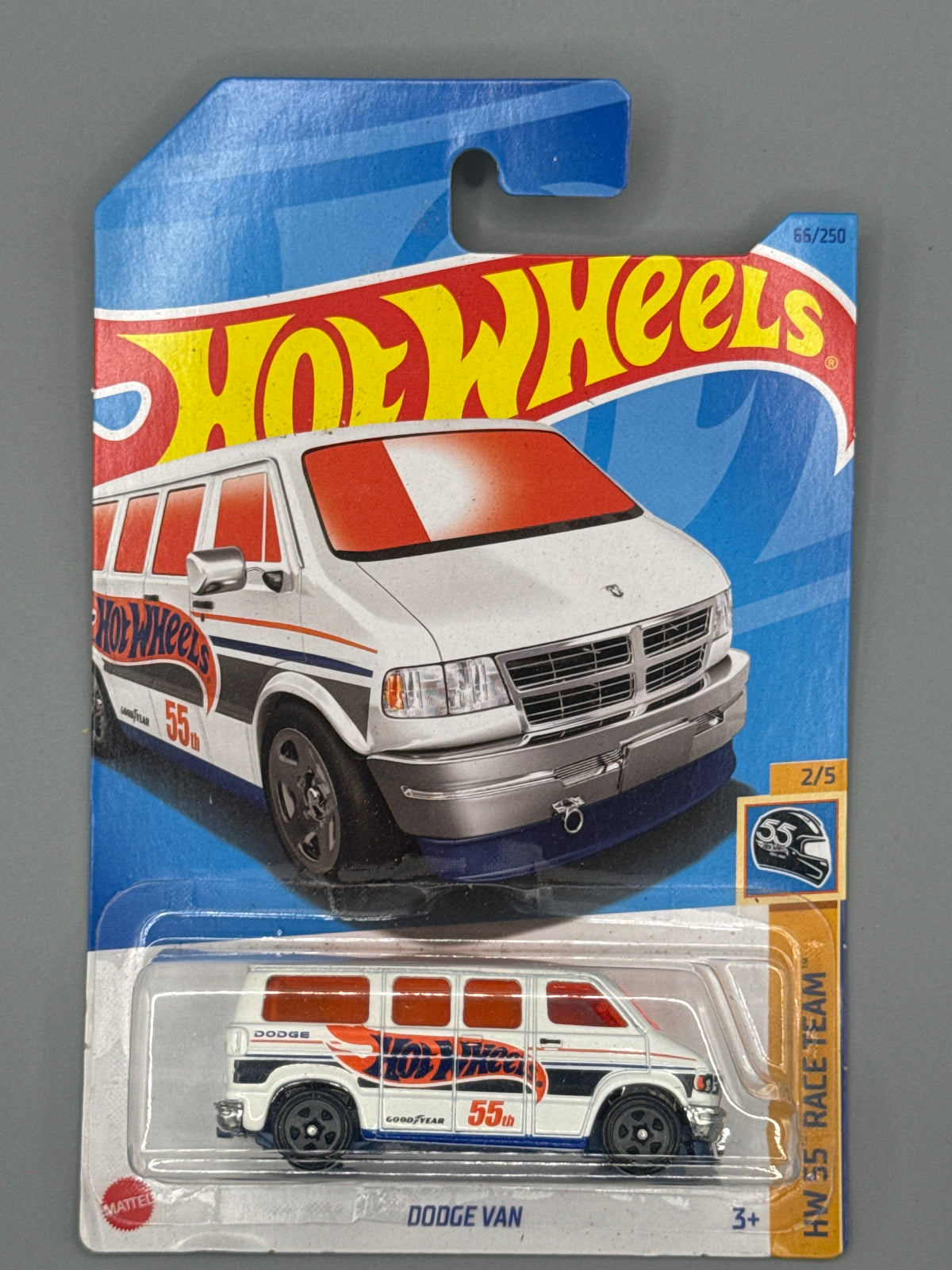 Hot Wheels Dodge Van - White - Long Card