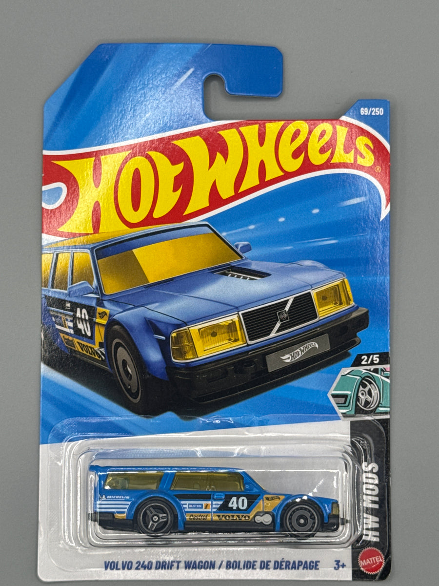 Hot Wheels Volvo 240 Drift Wagon - Blue - Long Card