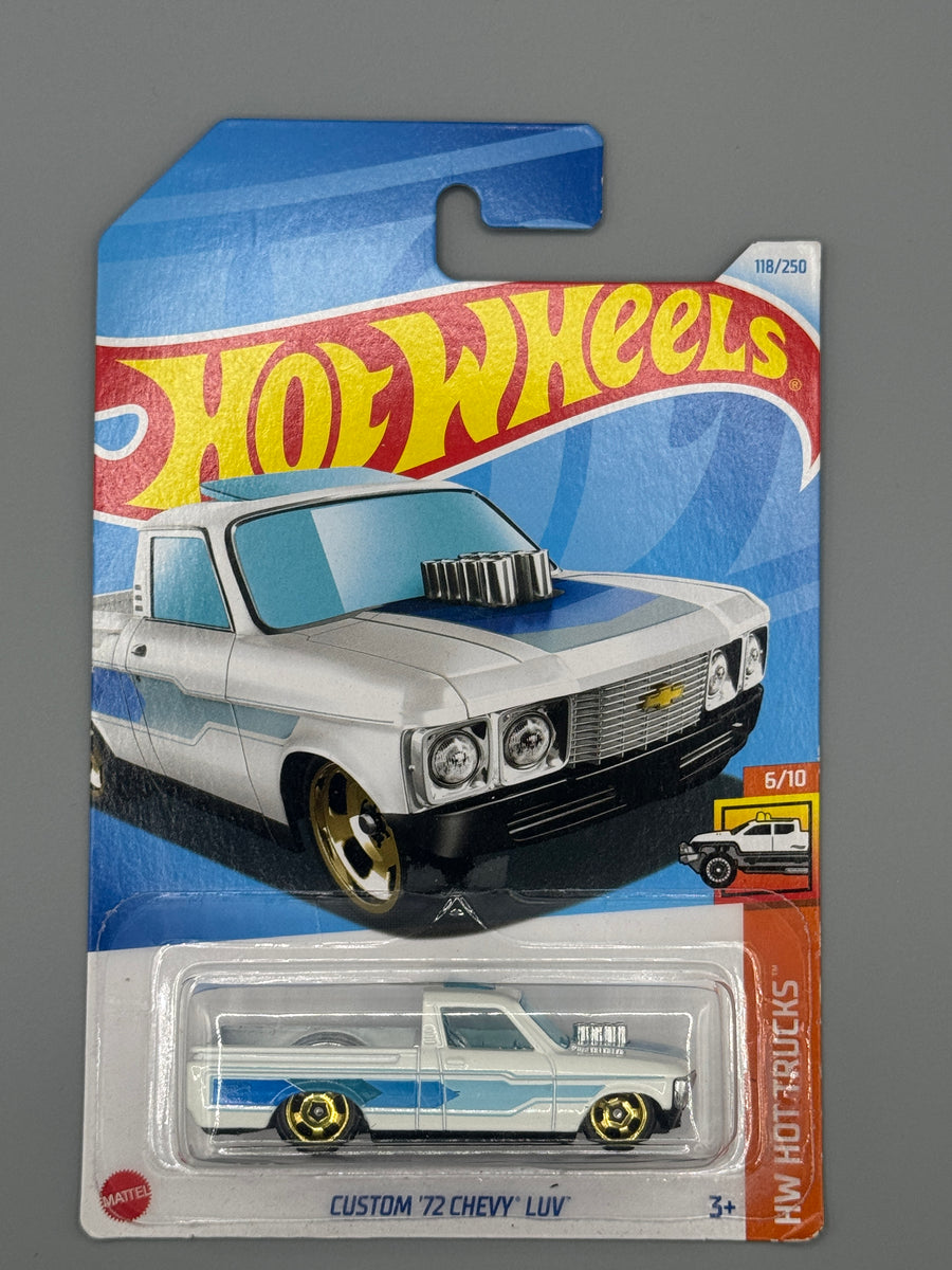Hot Wheels Custom '72 Chevy LUV - White - Long Card