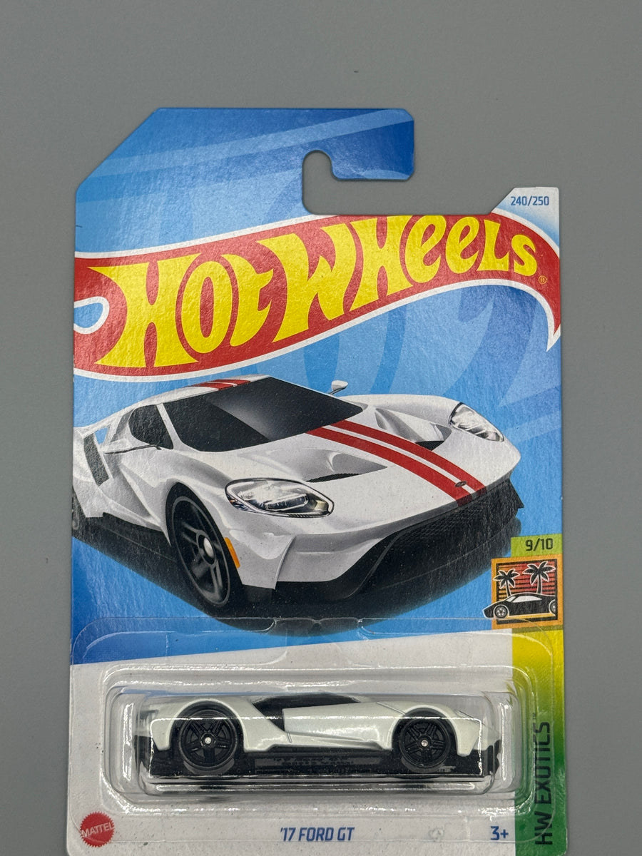 Hot Wheels '17 Ford GT - Mainline - White - Long Card