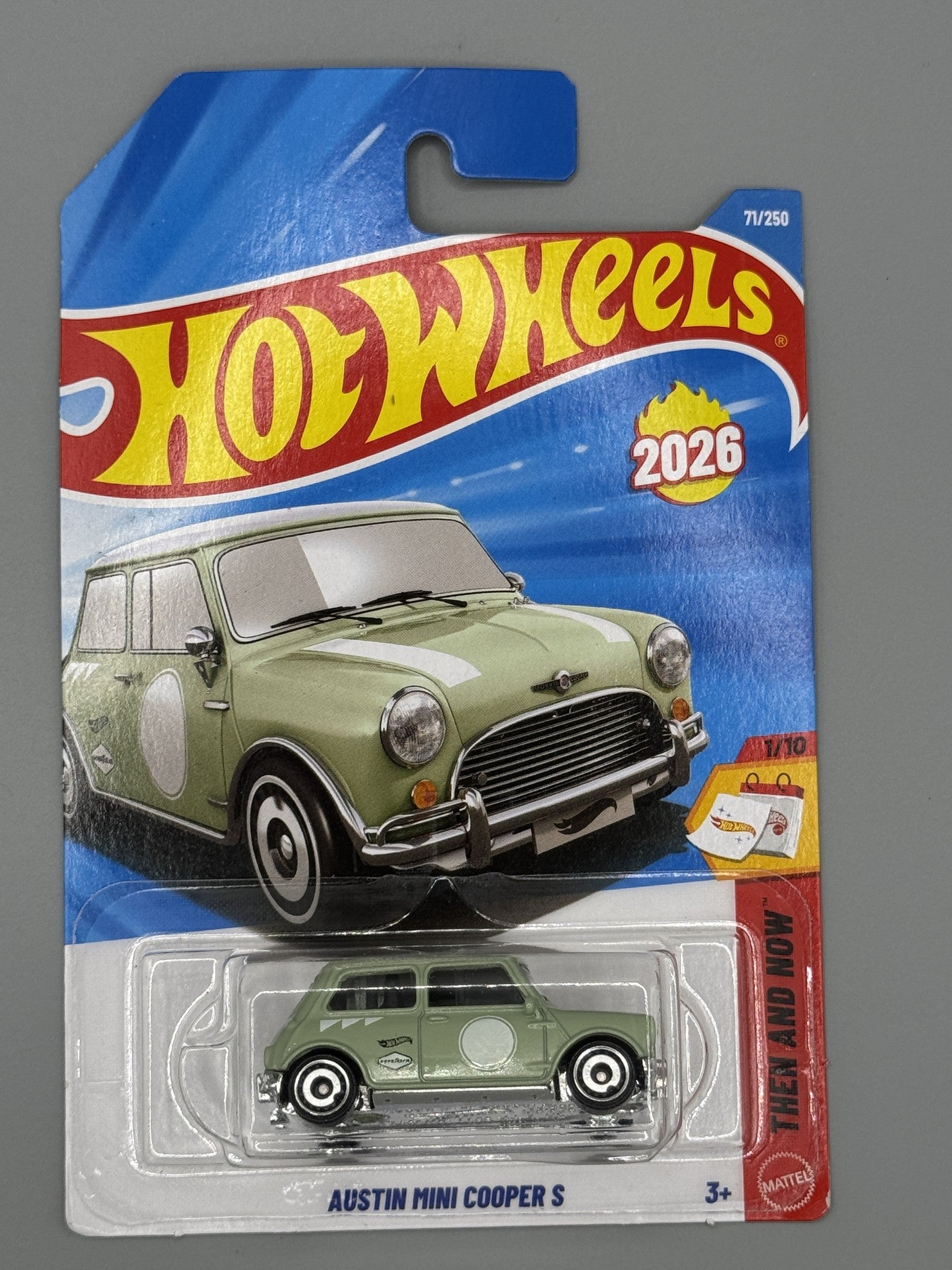 Hot Wheels Austin Mini Cooper S - Mainline - Green - Long Card