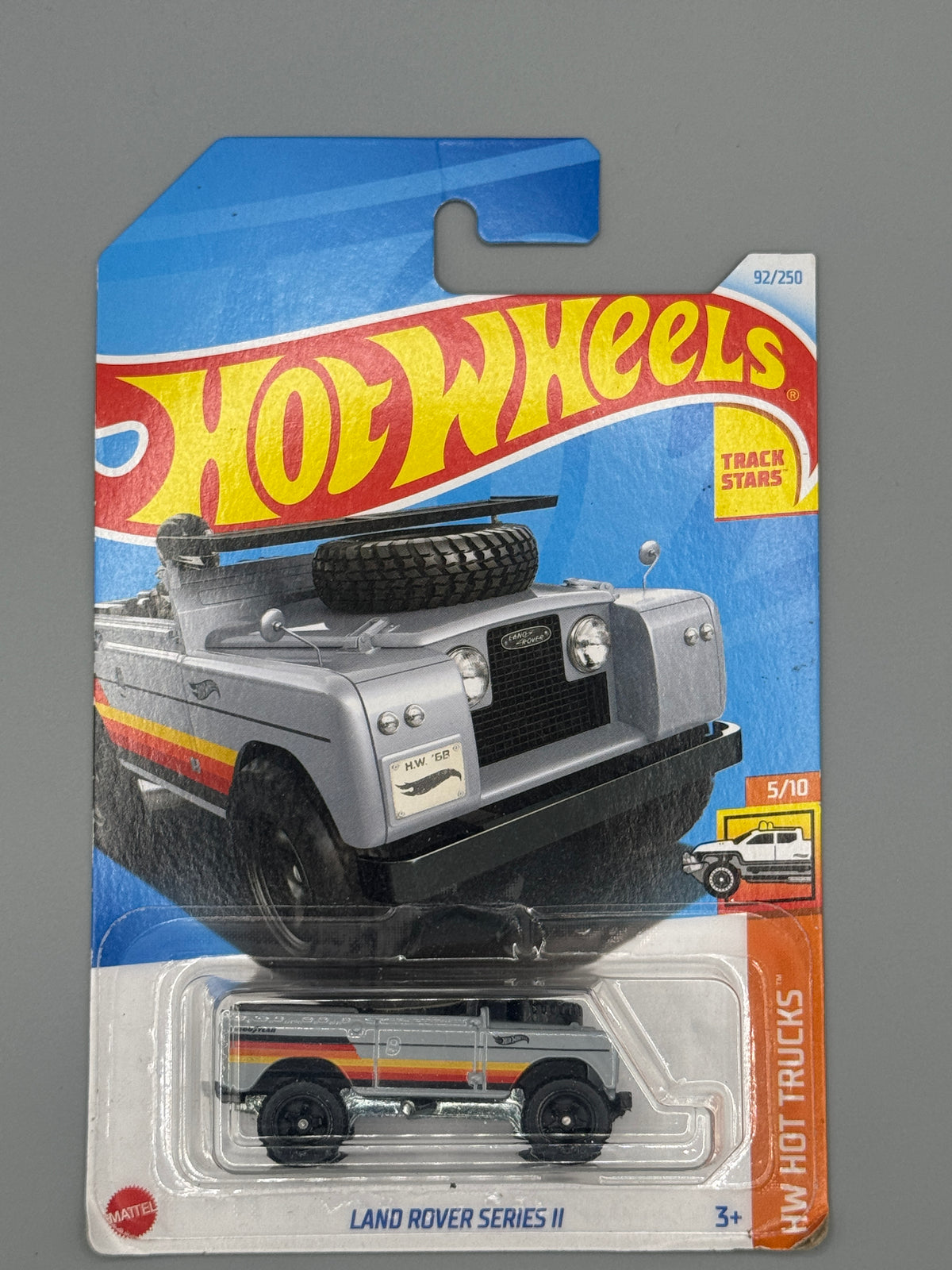 Hot Wheels Land Rover Series II - Grey - Long Card