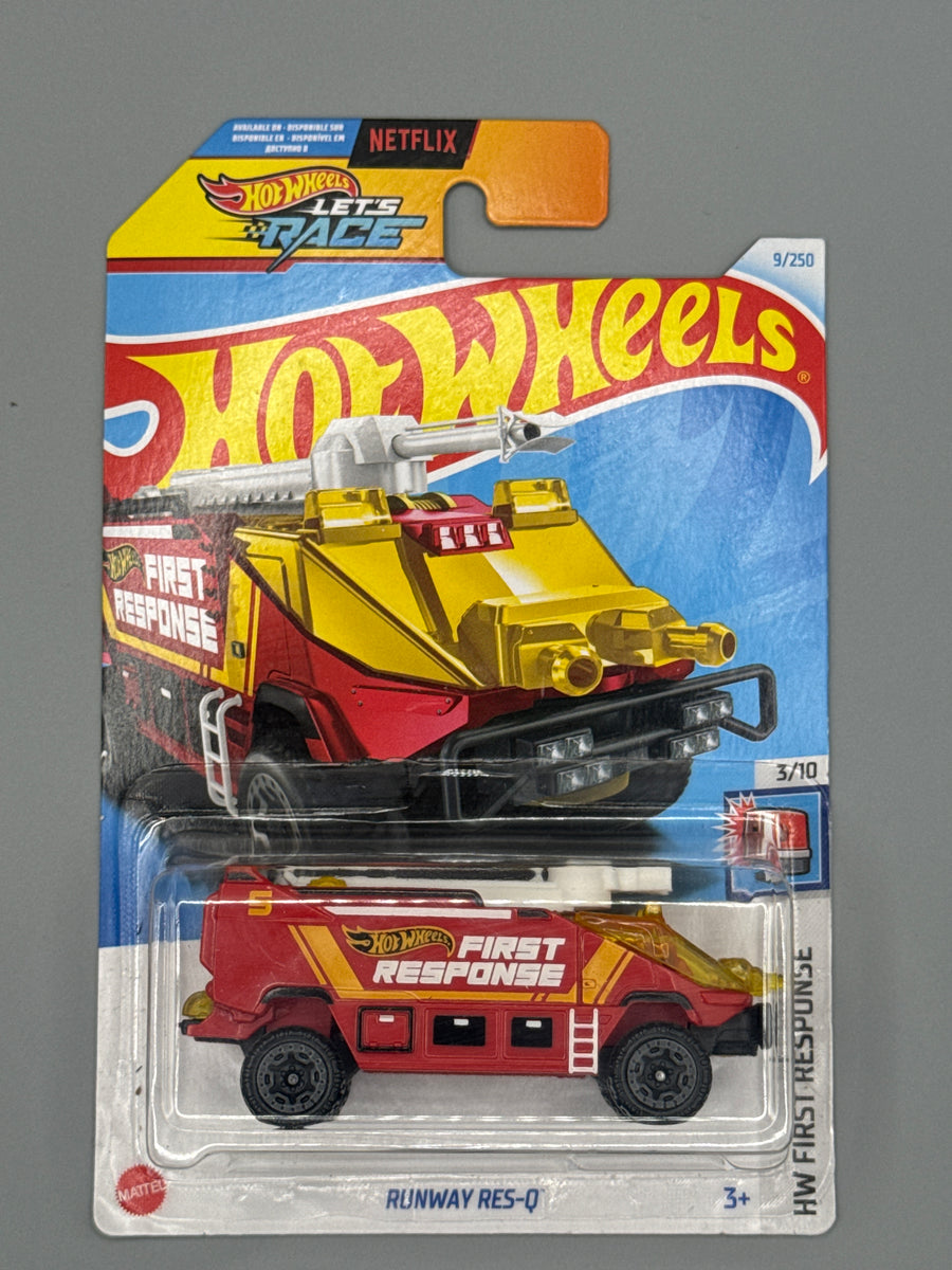 Hot Wheels Runway Res-Q - Red - Long Card