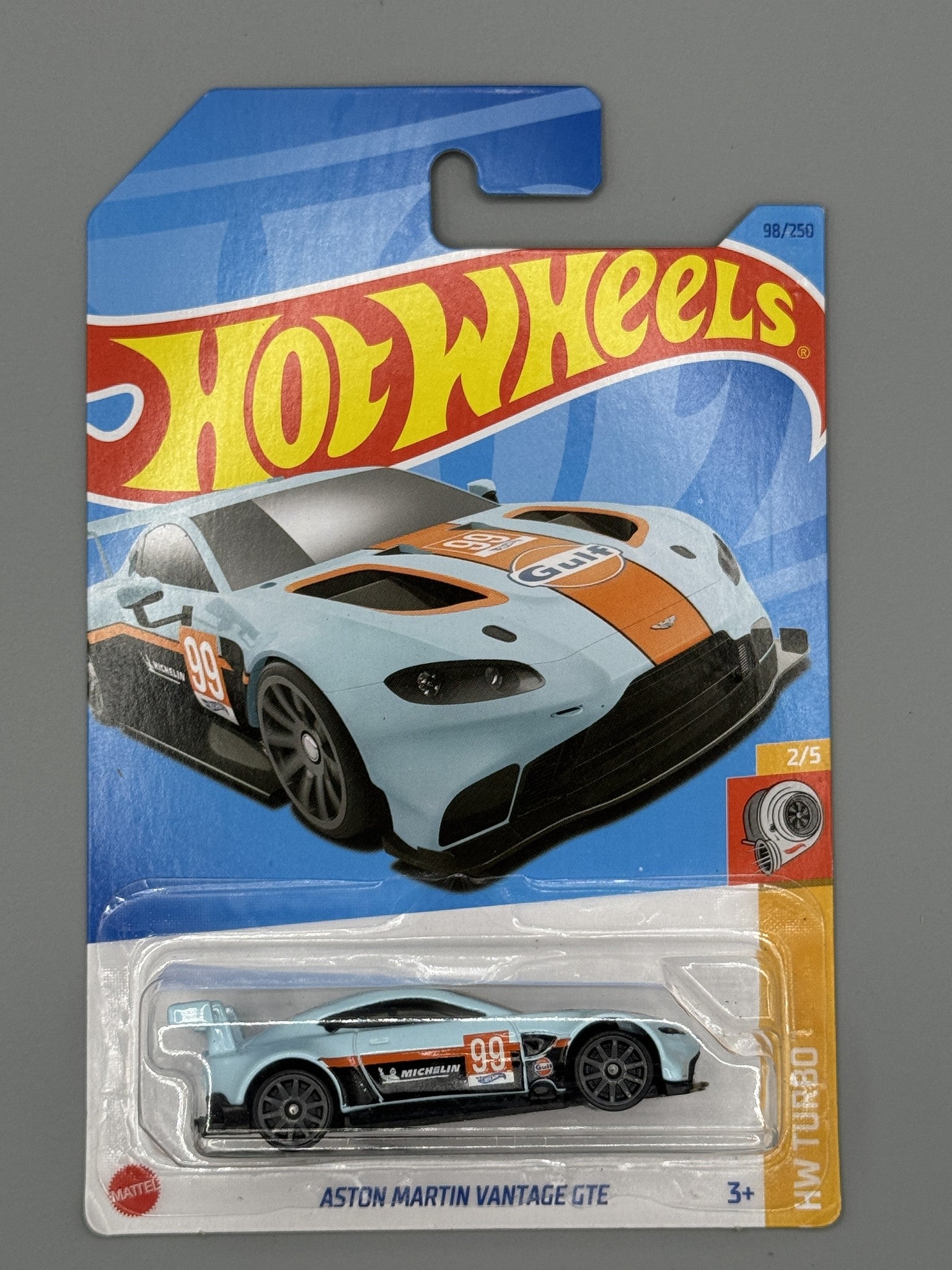 Hot Wheels Aston Martin Vantage GTE - Blue - Long Card
