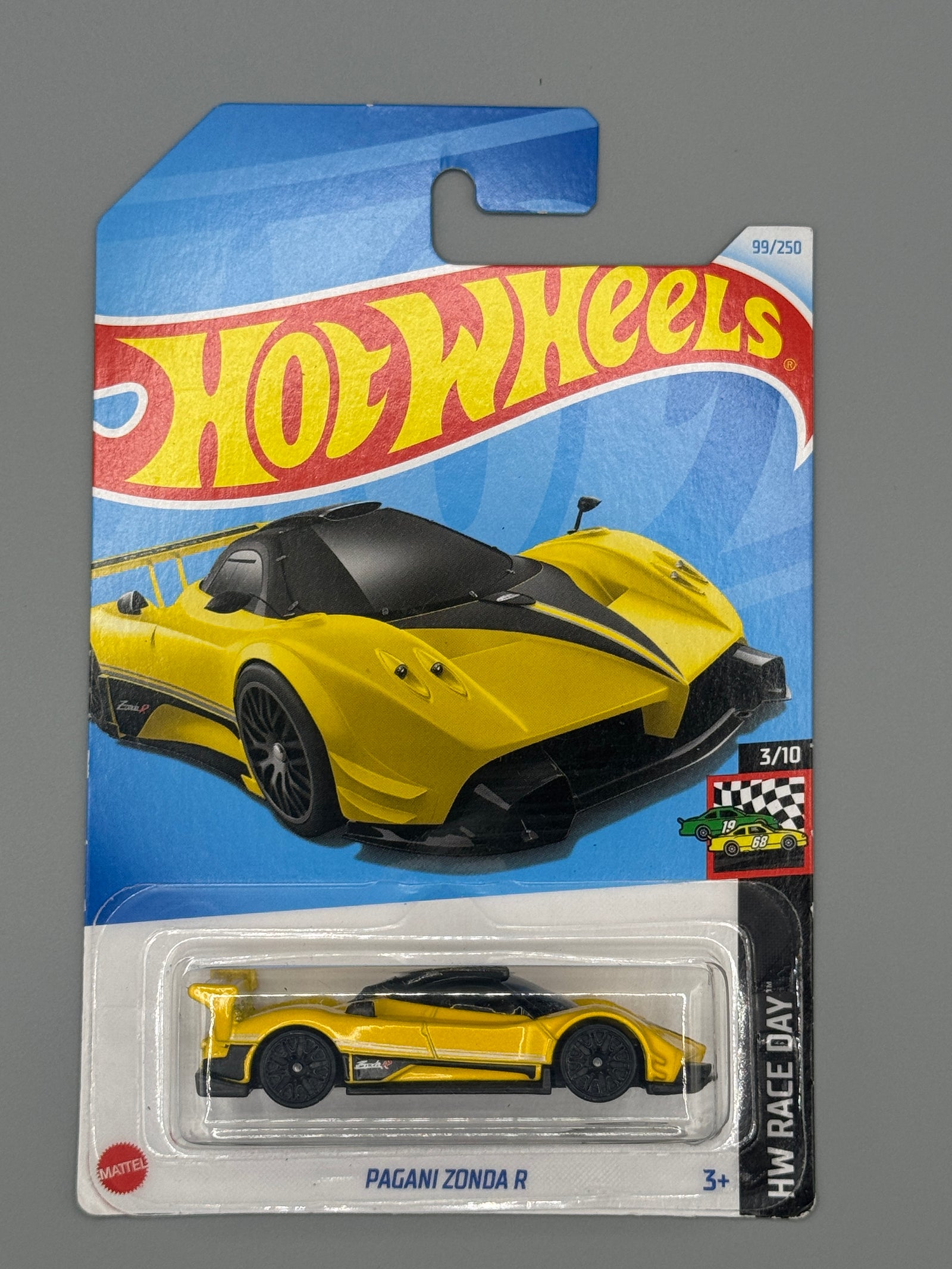 Hot Wheels Pagani Zonda R - Yellow - Long Card